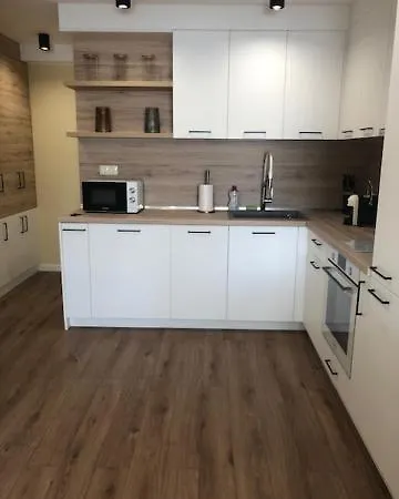New Sunny Apartment Burgas 布尔加斯